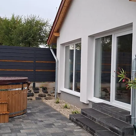 Napsugar Wellness بيت للعطل