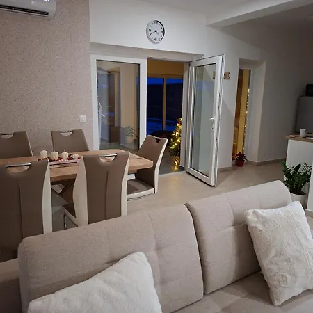 Napsugar Wellness بيت للعطل *